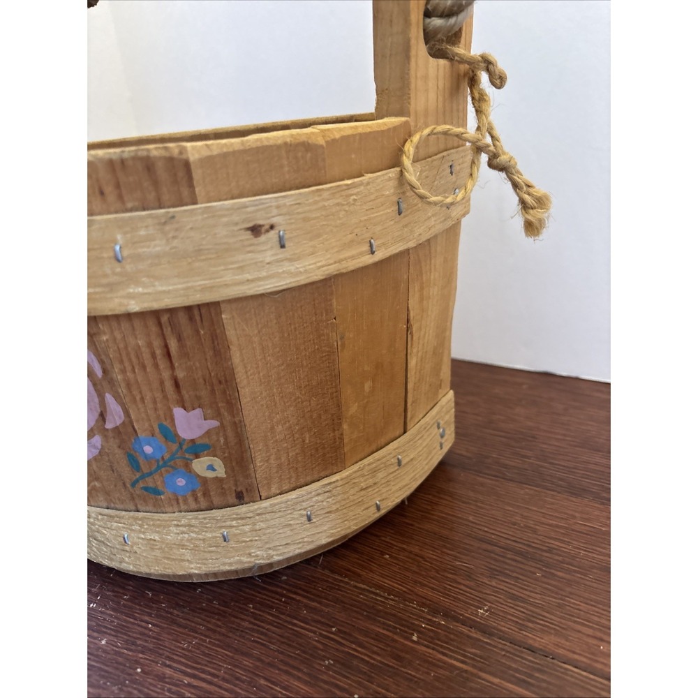 The Maine Bucket Co. Half Wood Bucket w/ Rope Handle Heart & Flowers - Picture 3 of 11